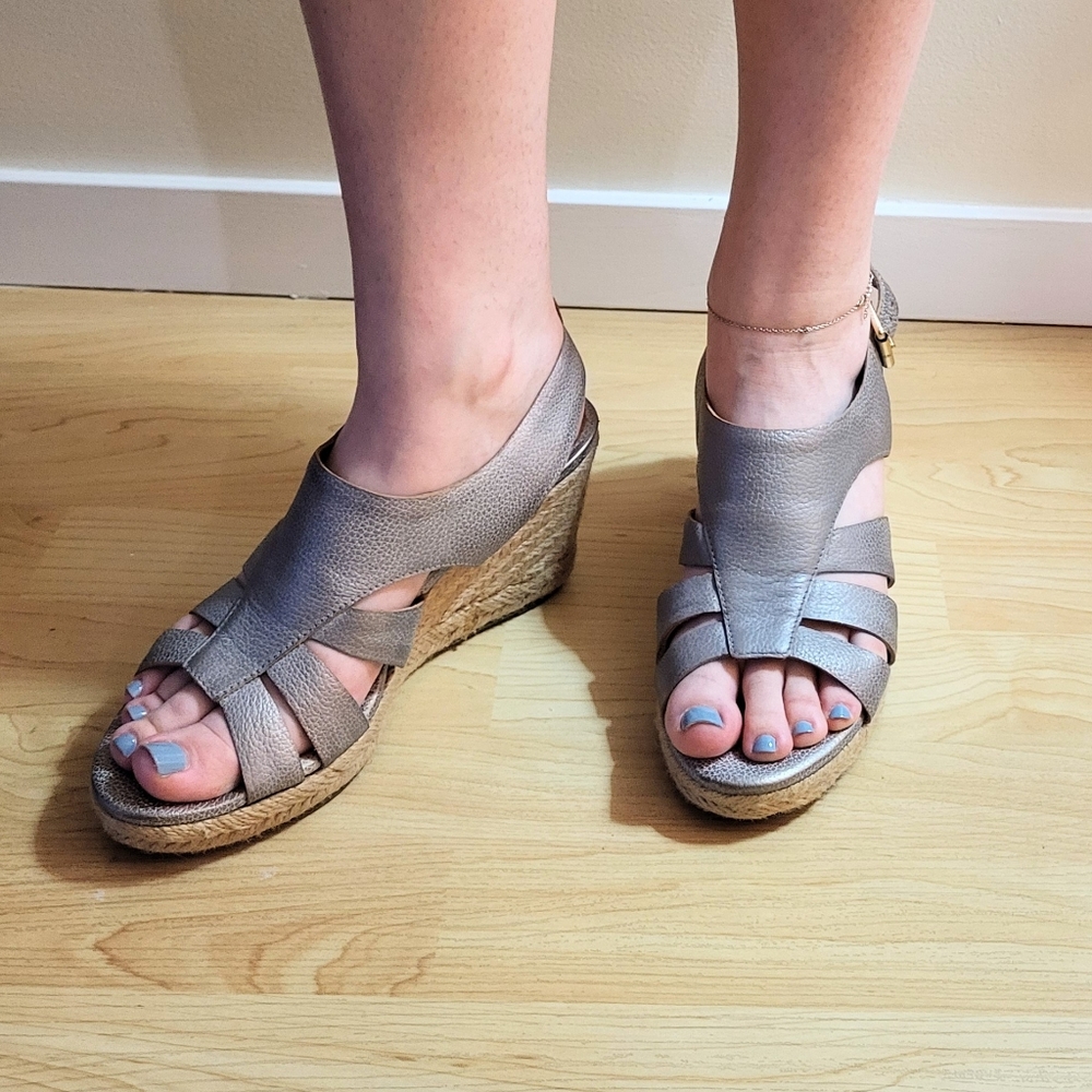 Vintage Metallic Platforms - Picture 4 of 4